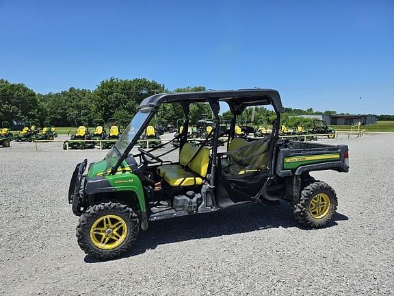 Image of John Deere XUV 825M S4 Primary image