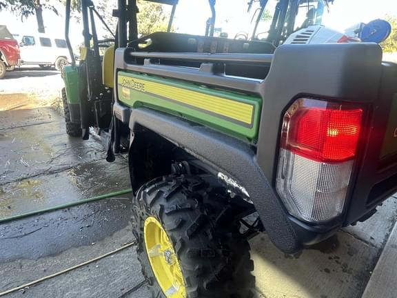 Image of John Deere XUV 825M S4 equipment image 2