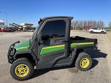 Main image John Deere XUV 835M