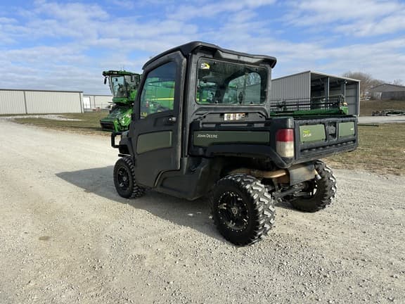 Image of John Deere XUV 835M equipment image 2