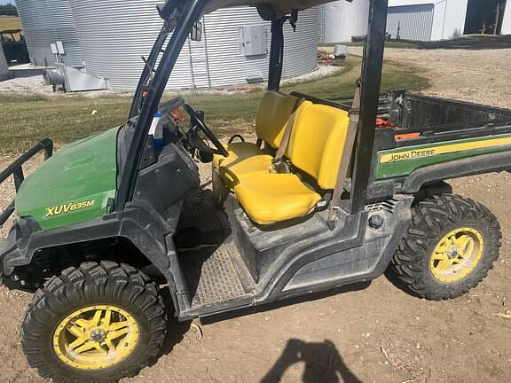 Image of John Deere XUV 835M Primary image