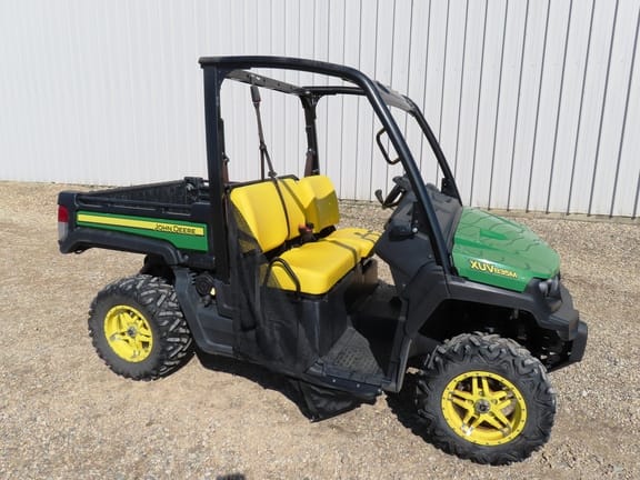 2020 John Deere XUV 835M Equipment Image0