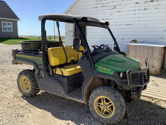 Image of John Deere XUV 835M Primary image