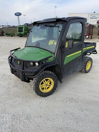 Image of John Deere XUV 835M Primary image