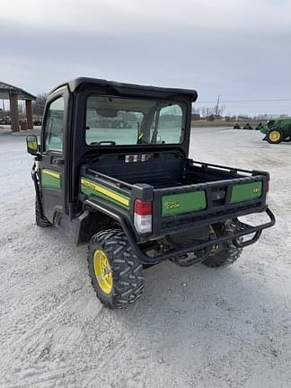 Image of John Deere XUV 835M equipment image 4