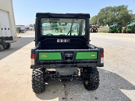 Image of John Deere XUV 835M equipment image 4