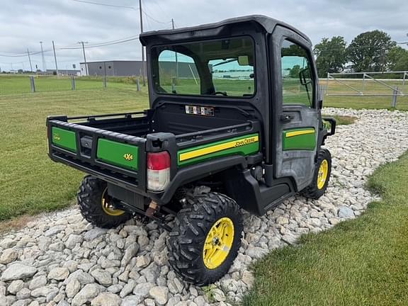 Image of John Deere XUV 835M equipment image 4
