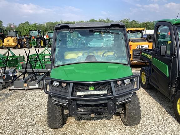 Image of John Deere XUV 835M equipment image 4