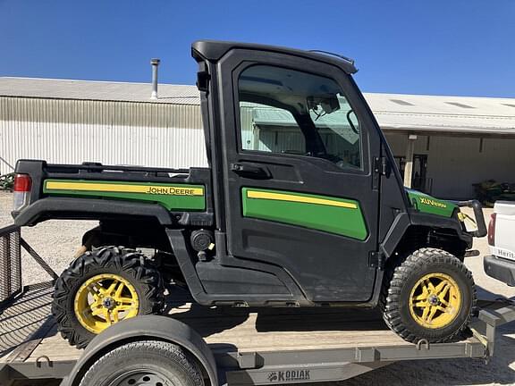 Image of John Deere XUV 835M equipment image 4