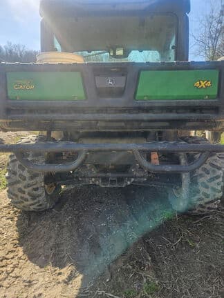 Image of John Deere XUV 835M Image 1