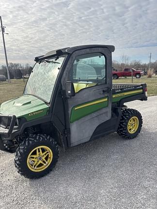 Image of John Deere XUV 835M equipment image 3