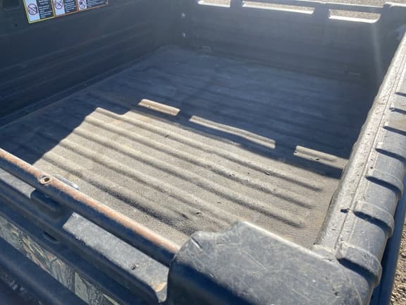 Image of John Deere XUV 835M equipment image 4