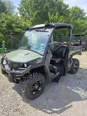 2020 John Deere XUV 835M Image