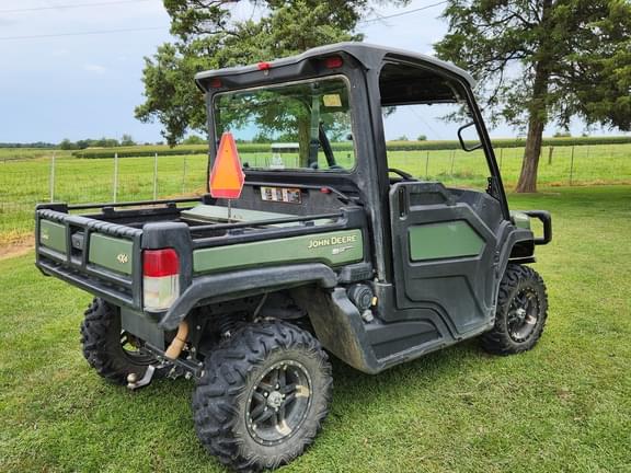 Image of John Deere XUV 835M equipment image 3