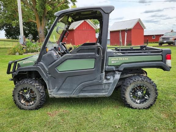 Image of John Deere XUV 835M Primary image
