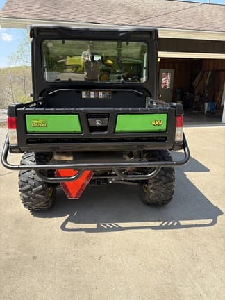 Image of John Deere XUV 835M equipment image 3