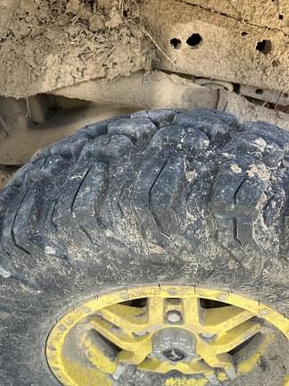 Image of John Deere XUV 835M equipment image 1