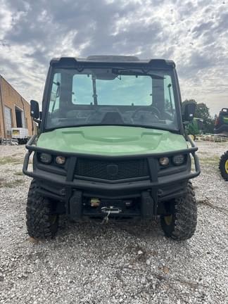 Image of John Deere XUV 835M equipment image 4