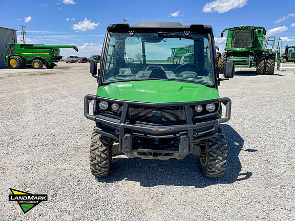 Image of John Deere XUV 835M equipment image 1