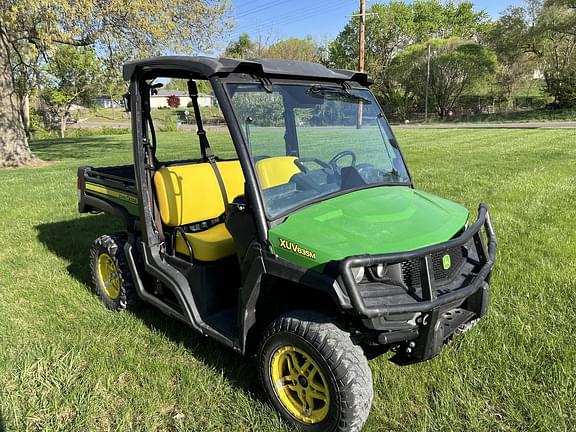 Image of John Deere XUV 835M equipment image 3