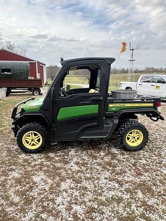 Image of John Deere XUV 835M Primary image