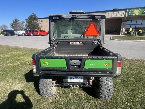 Image of John Deere XUV 835M equipment image 2