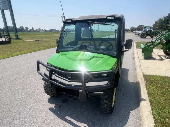 Image of John Deere XUV 835M equipment image 4