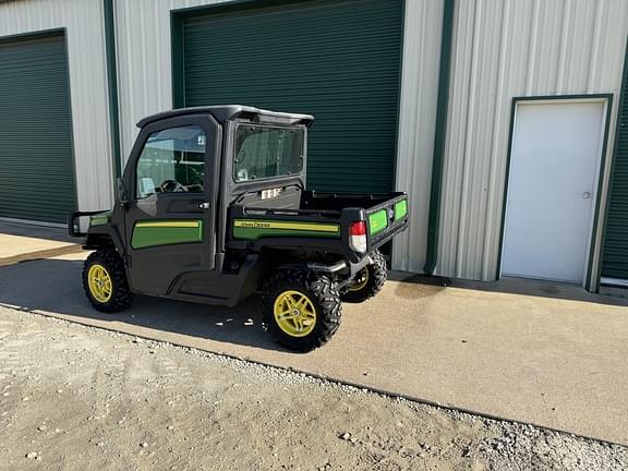 Image of John Deere XUV 835M equipment image 2