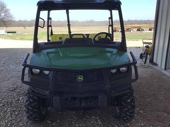 Image of John Deere XUV 835M equipment image 2