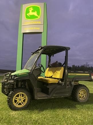 Image of John Deere XUV 835M equipment image 1