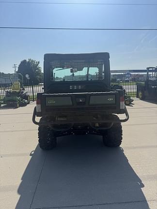 Image of John Deere XUV 835M equipment image 4