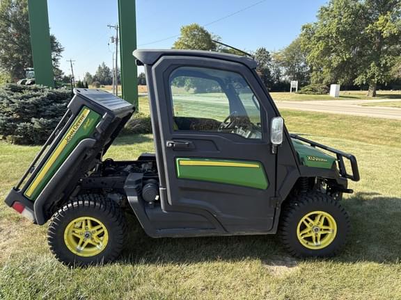 Image of John Deere XUV 835M equipment image 3