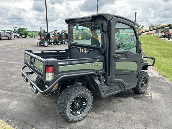 Image of John Deere XUV 835M equipment image 4