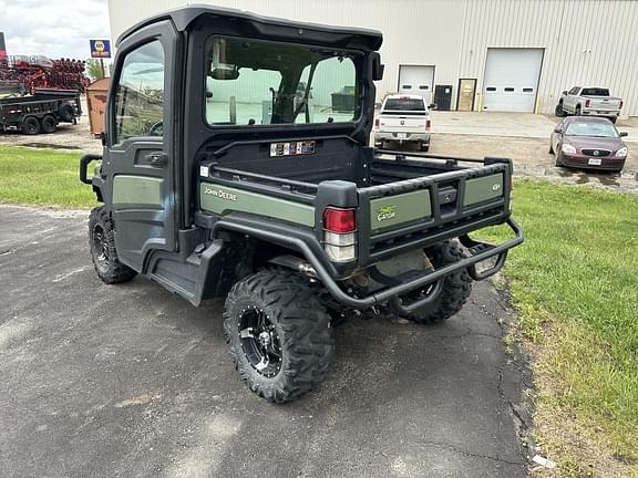 Image of John Deere XUV 835M equipment image 2