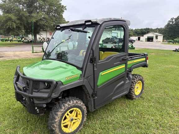 Image of John Deere XUV 835M Primary image