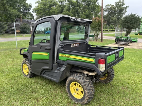 Image of John Deere XUV 835M equipment image 4