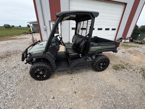 2020 John Deere XUV 835M Image