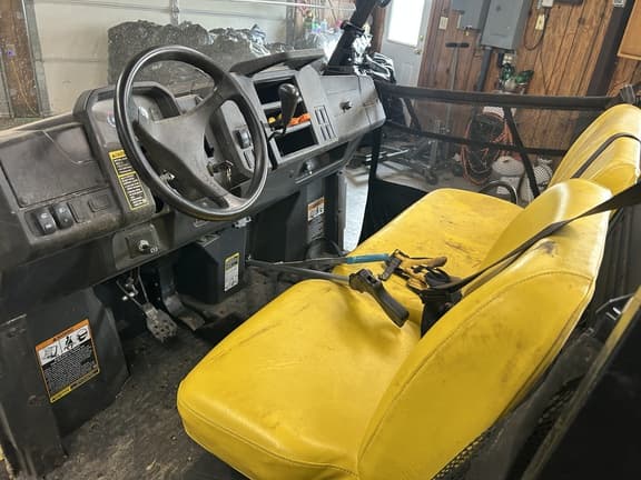 Image of John Deere XUV 835M equipment image 3