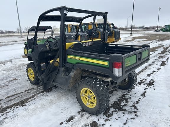 Image of John Deere XUV 835M equipment image 4