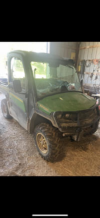 Image of John Deere XUV 835M Primary image