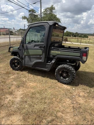 Image of John Deere XUV 835M Primary image