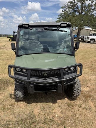 Image of John Deere XUV 835M equipment image 3