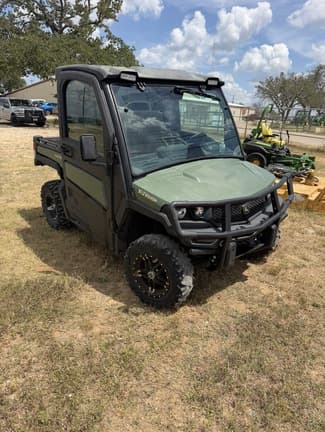 Image of John Deere XUV 835M equipment image 2