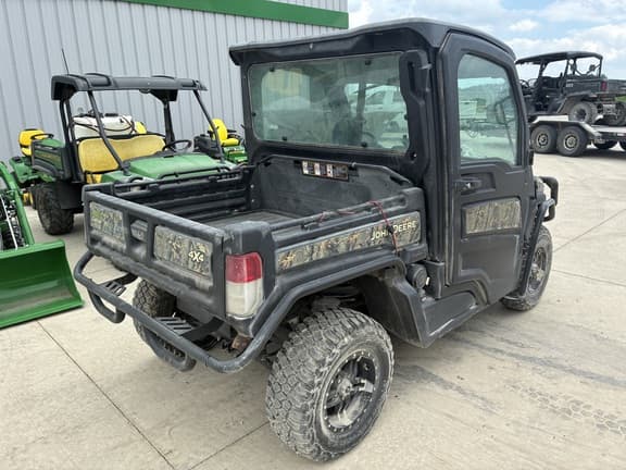 Image of John Deere XUV 835M equipment image 4