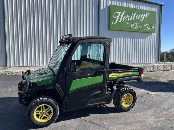 2020 John Deere XUV 835M Equipment Image0