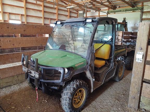 Image of John Deere XUV 835M equipment image 2