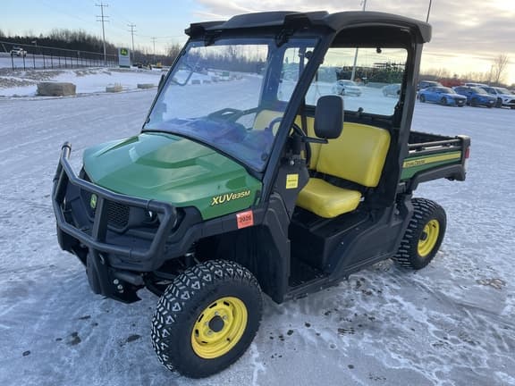 Image of John Deere XUV 835M equipment image 4