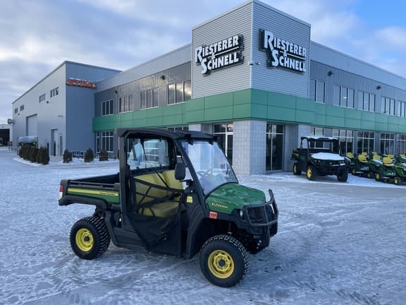 Image of John Deere XUV 835M equipment image 1