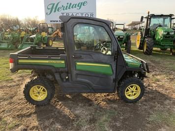 Main image John Deere XUV 835M