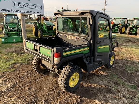 Image of John Deere XUV 835M equipment image 1